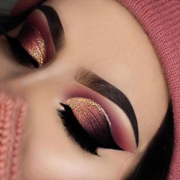 Meet your Posher, Amber - Picture 1 of 4